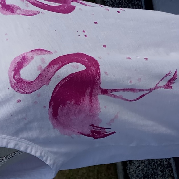 Lucky Brand Women's White Tank Top With Flamingos Size Medium - Picture 4 of 10